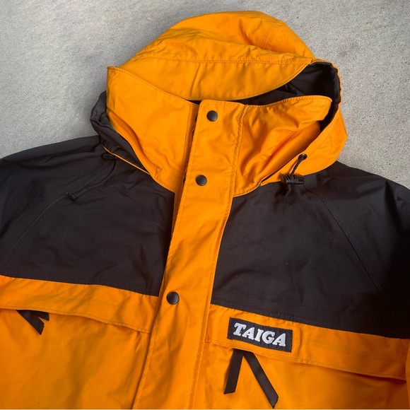 Taiga Vintage Yellow Gore-Tex jacket - size M - Picture 3 of 7